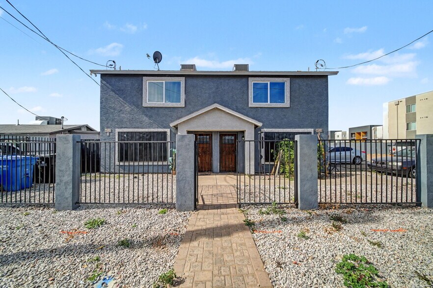 More Photos Of , Phoenix Multifamily For Sale