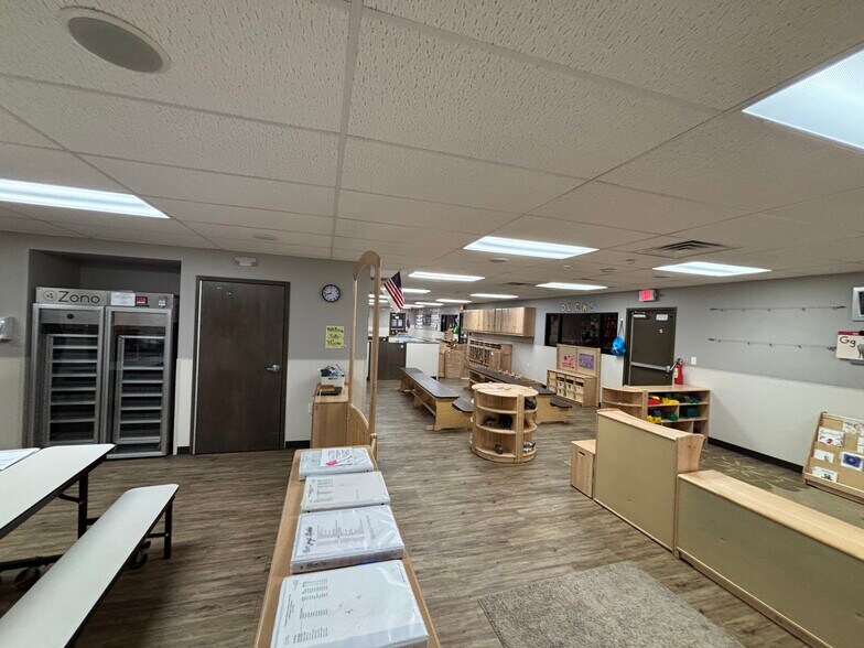 More Photos Of 5211 13th St, Lubbock Daycare Center For Sale