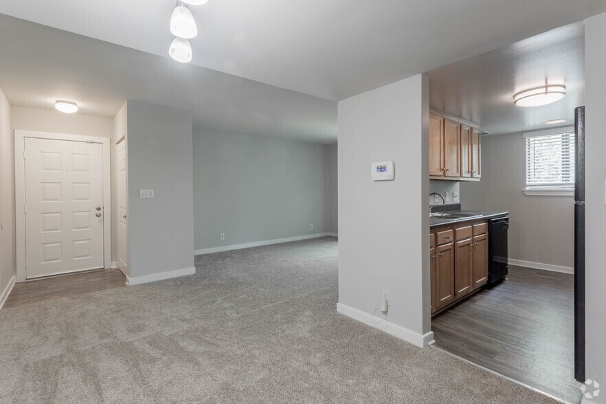 More Photos Of 6701 Carnation St, Richmond Apartments For Sale