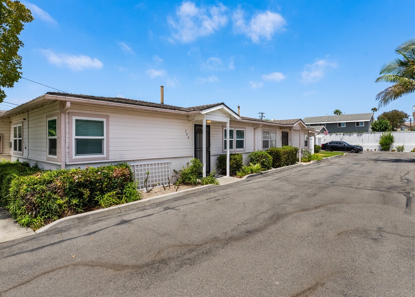 More Photos Of 384 E 16th St, Costa Mesa Apartments For Sale