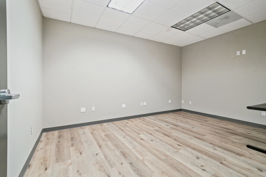 More Photos Of 2411 Fenton St, Chula Vista Research And Development For Sale