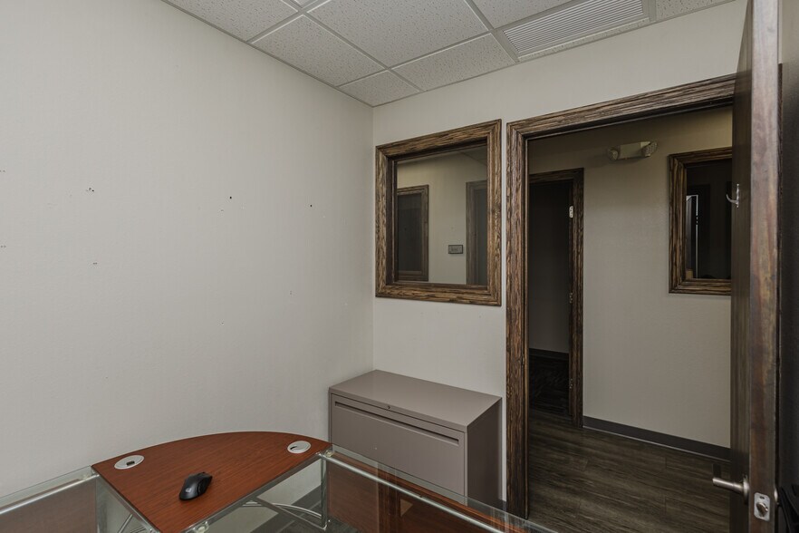 More Photos Of 429 S 119th St W, Wichita Office For Sale