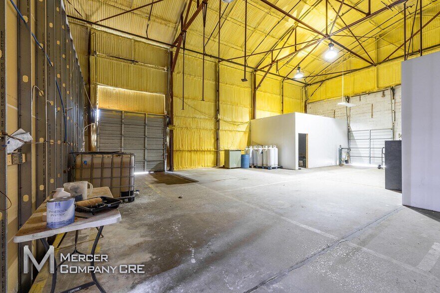 More Photos Of 900 N 4th St, Guthrie Manufacturing For Lease