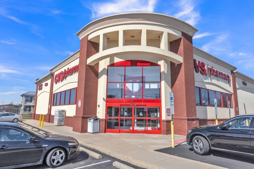 More Photos Of 445 W Street Rd, Warminster Drugstore For Sale