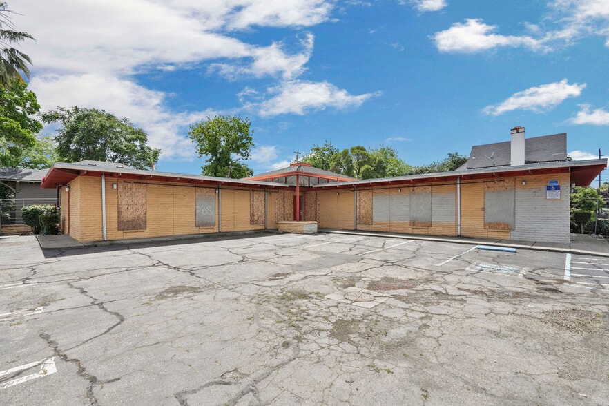 More Photos Of 512 W Harding Way, Stockton Medical For Sale
