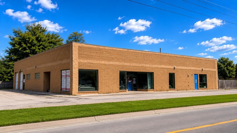 Primary Photo Of 51 E Plainfield Rd, Countryside Warehouse For Lease