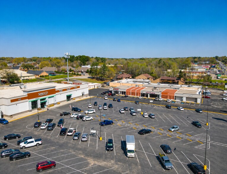 Primary Photo Of 4007 S Broadway Ave, Tyler Storefront Retail Office For Lease