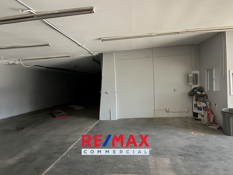 More Photos Of 14043 Whittier Blvd, Whittier General Retail For Sale
