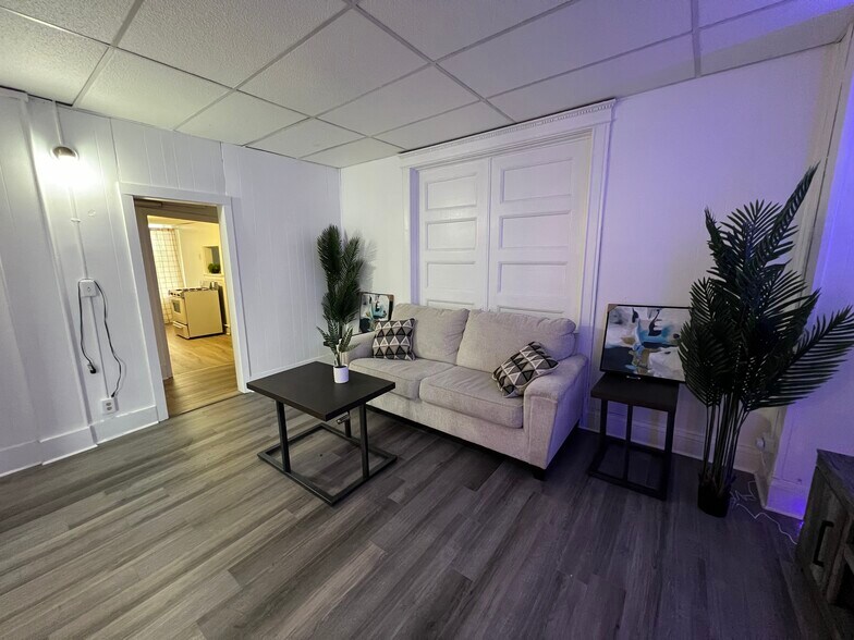 More Photos Of 408 James St, Syracuse Apartments For Sale