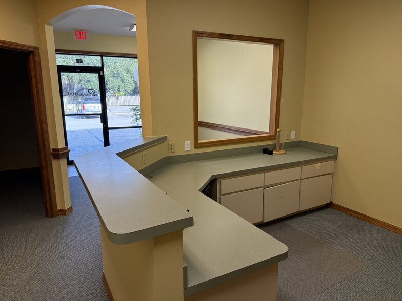 More Photos Of 3261 US Highway 441/27, Fruitland Park Medical For Lease