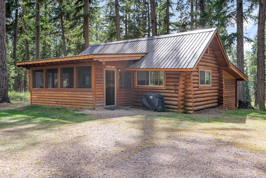 More Photos Of 3481 N Highway 83, Seeley Lake Hotel For Sale