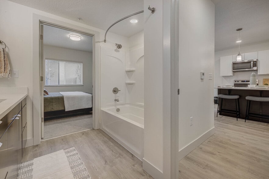 More Photos Of 447 W 4800 S, Murray Apartments For Lease