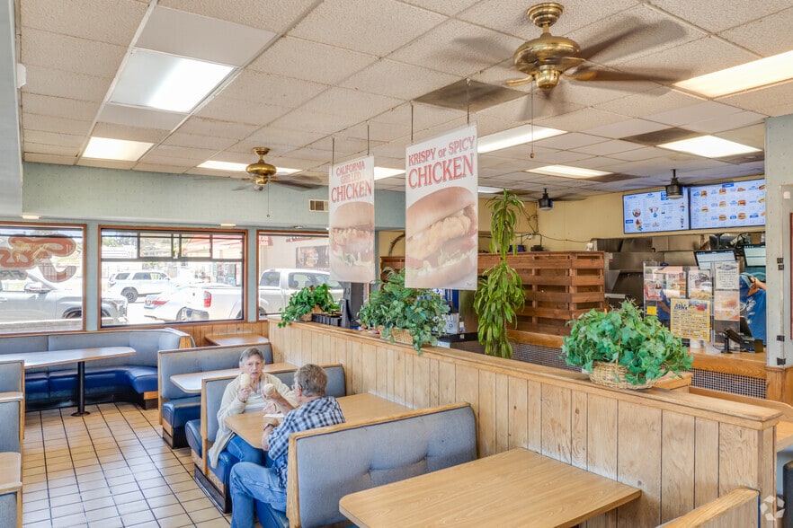 More Photos Of 1120 E Ocean Ave, Lompoc Fast Food For Sale