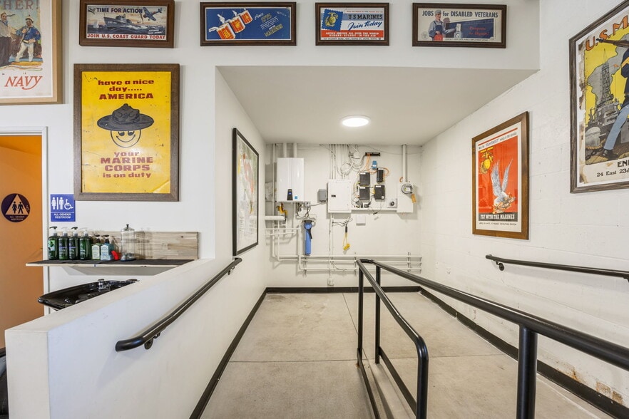 More Photos Of 21627 Sherman Way, Canoga Park Storefront For Sale