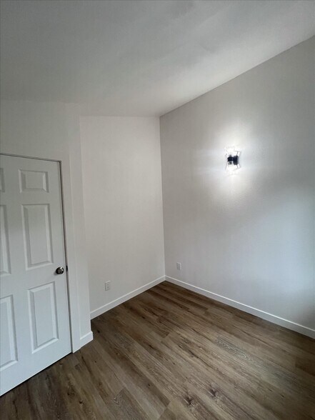 More Photos Of 10443 17th Ave SW, Seattle Multifamily For Sale