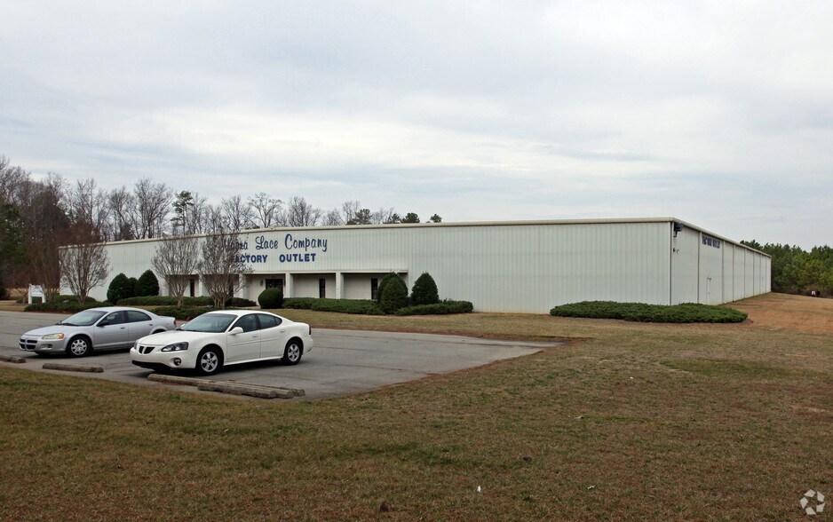 Primary Photo Of 204 W Industry Dr, Oxford Warehouse For Sale