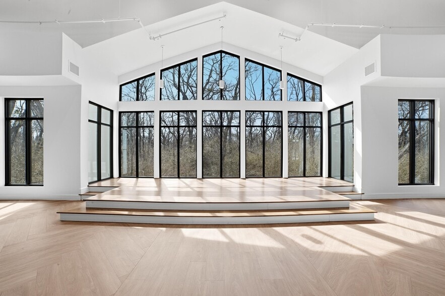 More Photos Of 410 S Paschall Rd, Sunnyvale Specialty For Sale