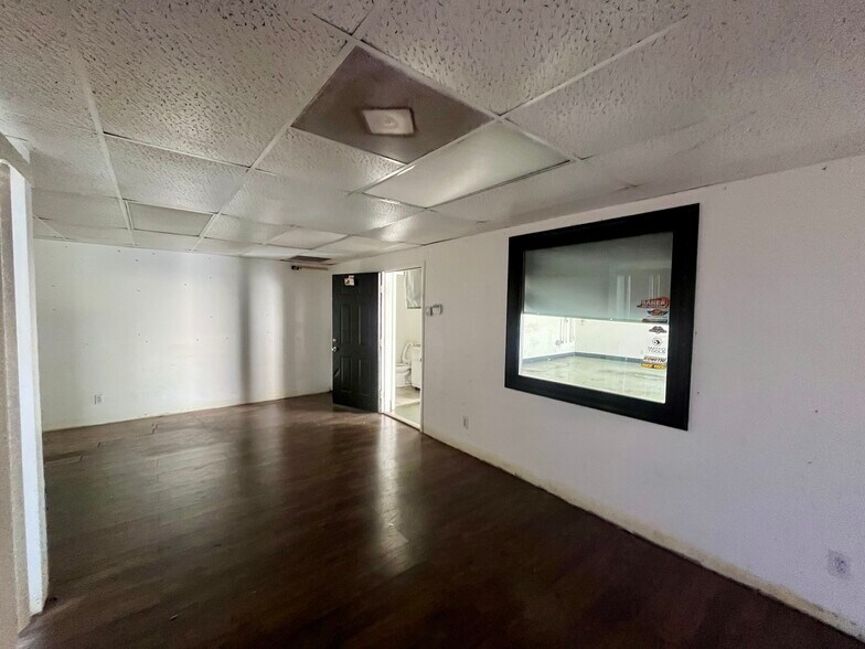 More Photos Of 4101-4119 Bandy Blvd, Fort Pierce Unknown For Lease