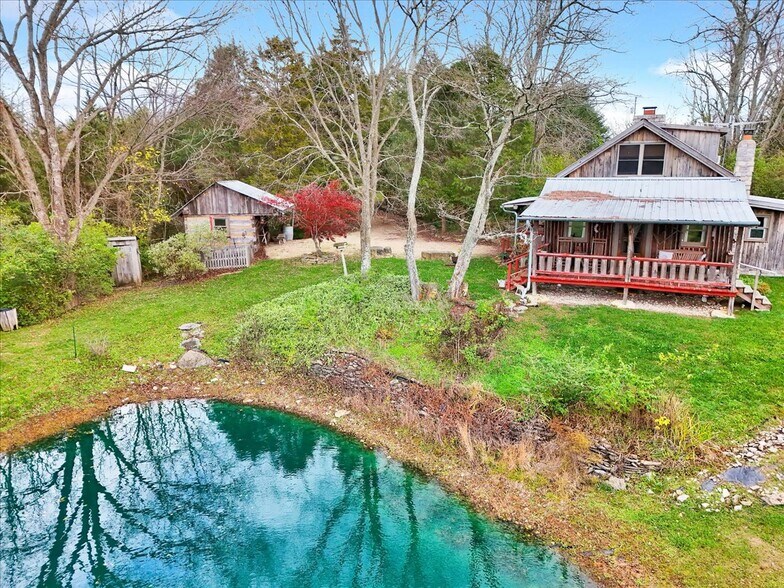 More Photos Of 2945 Greenbrier Rd, Madison Specialty For Sale