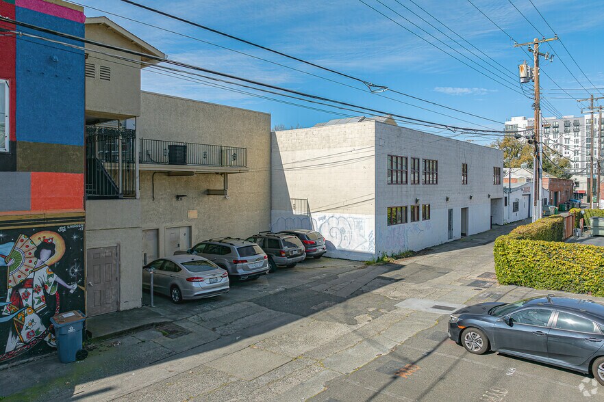 More Photos Of 2015 J St, Sacramento Loft Creative Space For Lease