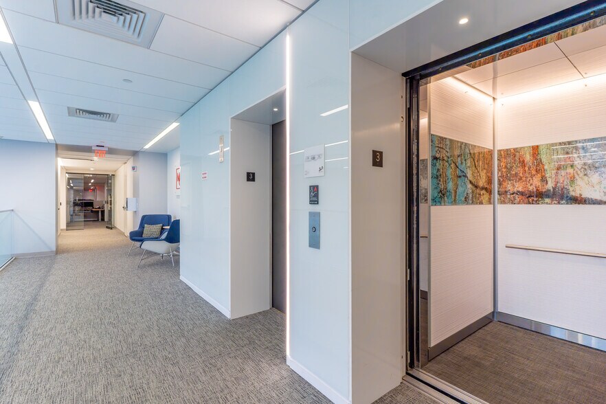 More Photos Of 426 W Lancaster Ave, Devon Office For Lease