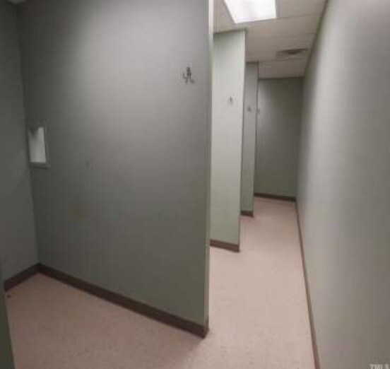 More Photos Of 721 Tilghman Dr, Dunn Medical For Lease