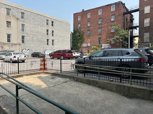 More Photos Of 301-319 N Gay St, Baltimore Office For Sale