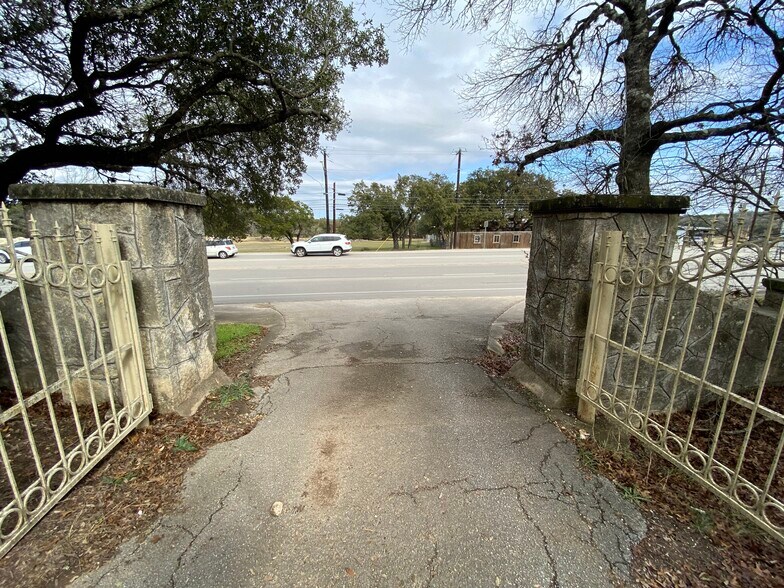 More Photos Of 1480 S Main St, Boerne Land For Sale