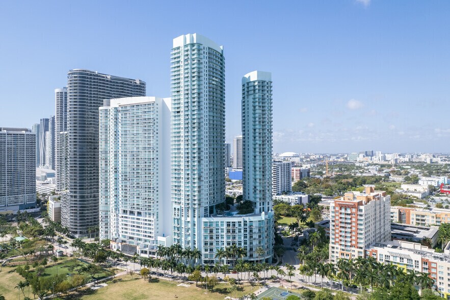Primary Photo Of 1900 N Bayshore Dr, Miami Multifamily For Sale