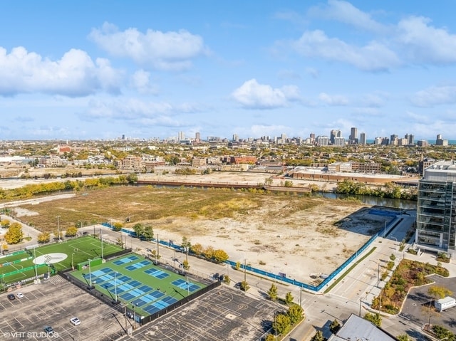 More Photos Of 1348 W Concord Pl, Chicago Office For Sale