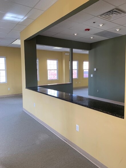 More Photos Of 107 Main St, Maynard Office Residential For Lease