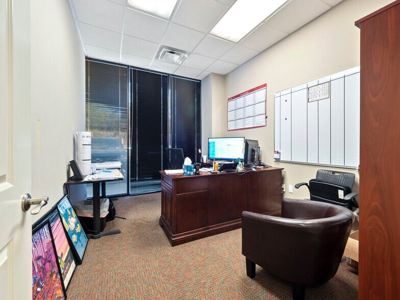 More Photos Of 5224 Palmero Ct, Buford Flex For Sale