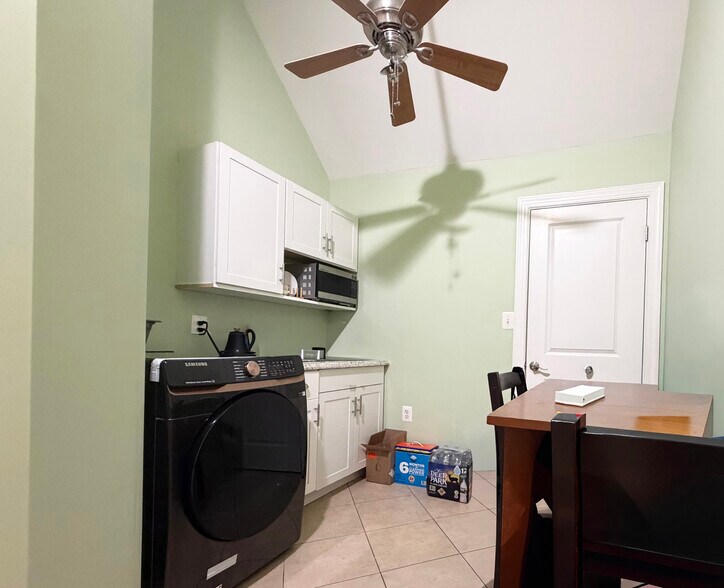 More Photos Of 8937 Shady Grove Ct, Gaithersburg Medical For Sale