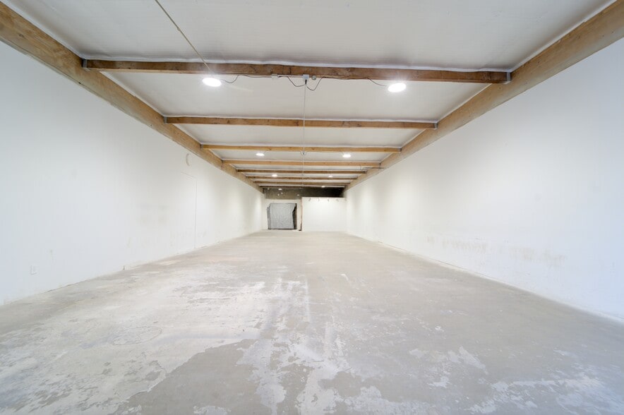 More Photos Of 106-136 S Arrowhead Ave, San Bernardino Light Manufacturing For Lease