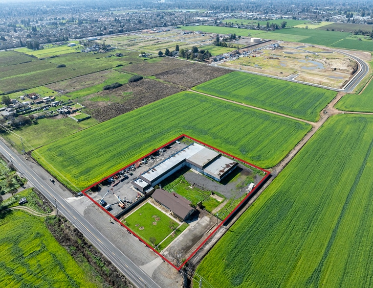 More Photos Of 3941 Roselle Ave, Modesto Warehouse For Sale