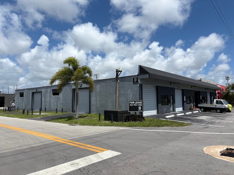 Primary Photo Of 4019 NE 6th Ave, Oakland Park Warehouse For Sale