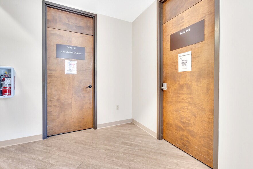 More Photos Of 1004 Dresser Ct, Raleigh Medical For Lease