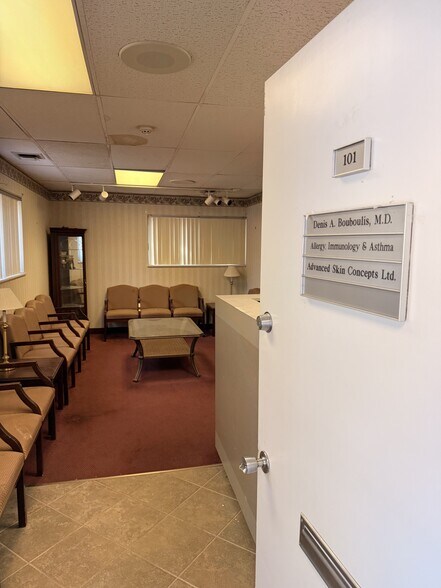 More Photos Of 125 Strawberry Hill Ave, Stamford Medical For Sale