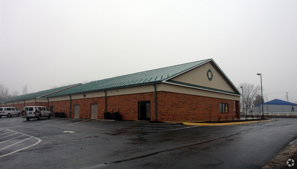 More Photos Of 6326 Five Mile Centre Park, Fredericksburg Medical For Lease