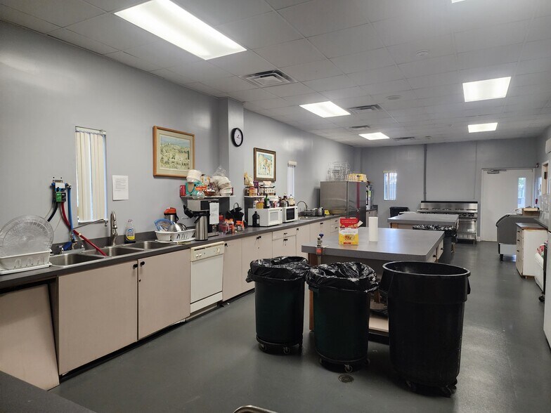 More Photos Of 2030 W Fletcher Ave, Tampa Office For Lease