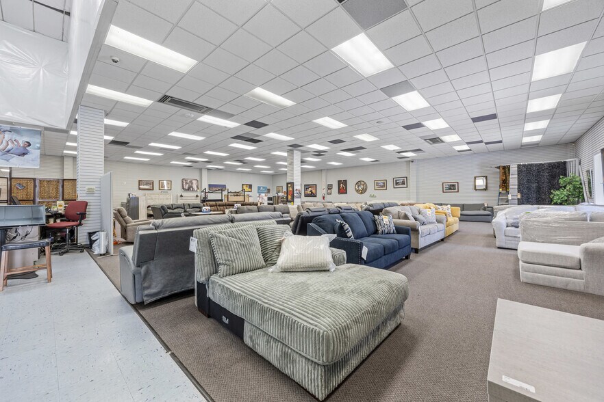 More Photos Of 3100 8th St S, Moorhead Freestanding For Sale