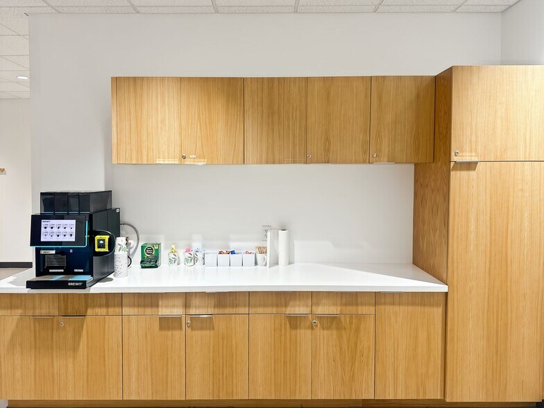 More Photos Of 480 N Orlando Ave, Winter Park Coworking Space