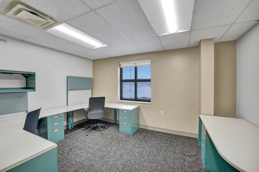 More Photos Of 26 Steele Ave, Arcade Office For Lease