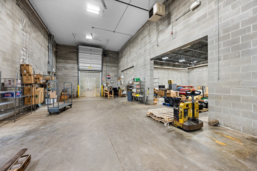 More Photos Of 250 Grant St, Buffalo Storefront For Sale