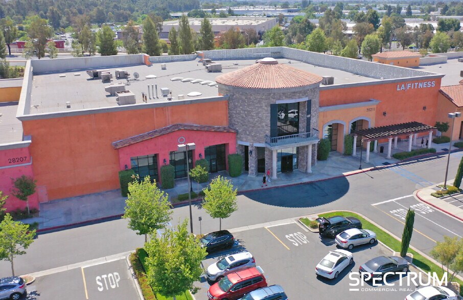 More Photos Of 28207-28313 Newhall Ranch Rd, Valencia Unknown For Lease