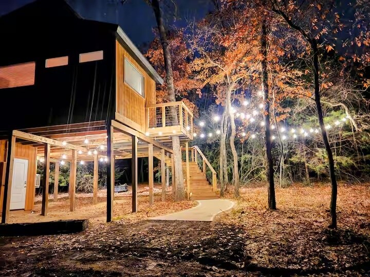 More Photos Of 6159 Crestview Dr, Athens Specialty For Sale