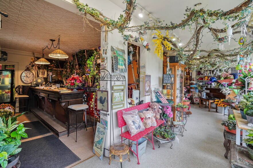 More Photos Of 2841 Route 17M, New Hampton General Retail For Sale