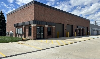 More Photos Of 33421-33425 Kelly Rd, Fraser Manufacturing For Sale