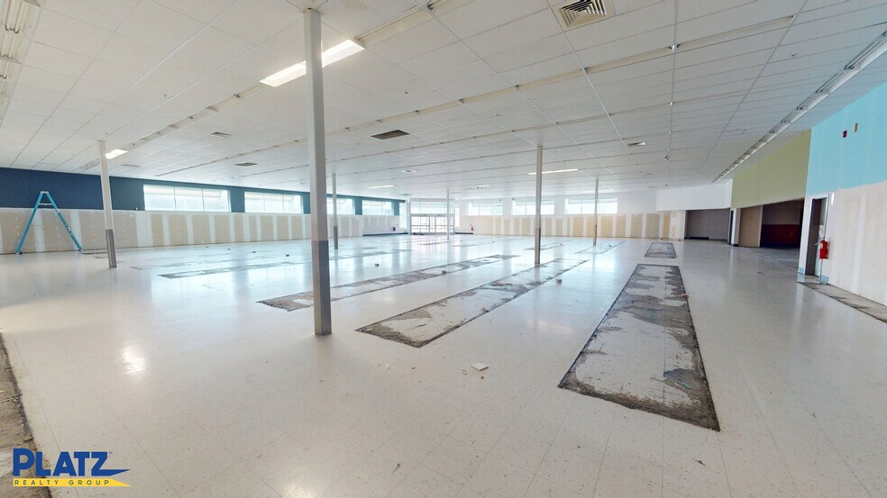 More Photos Of 2864 Mccartney Rd, Youngstown Drugstore For Sale