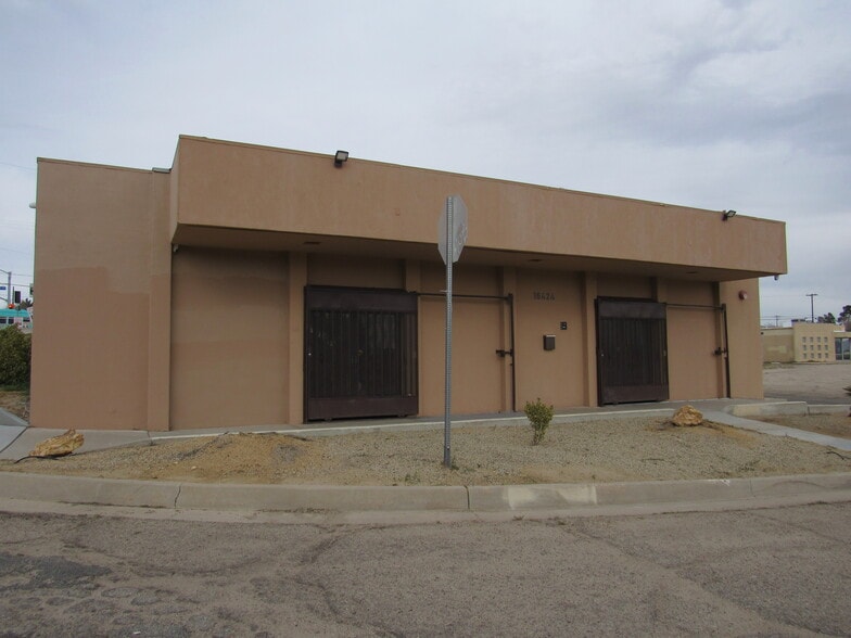 Primary Photo Of 16424 Victor St, Victorville Freestanding For Sale